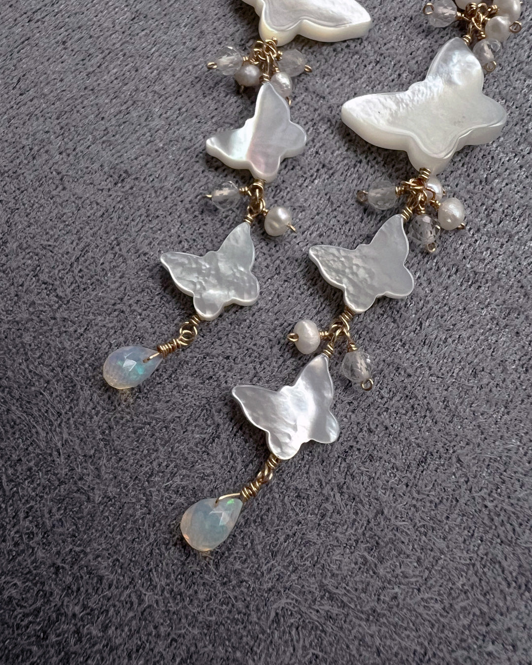 i10−08-506 バタフライロングドロップピアス&イヤリング【1*ichi*】【010】