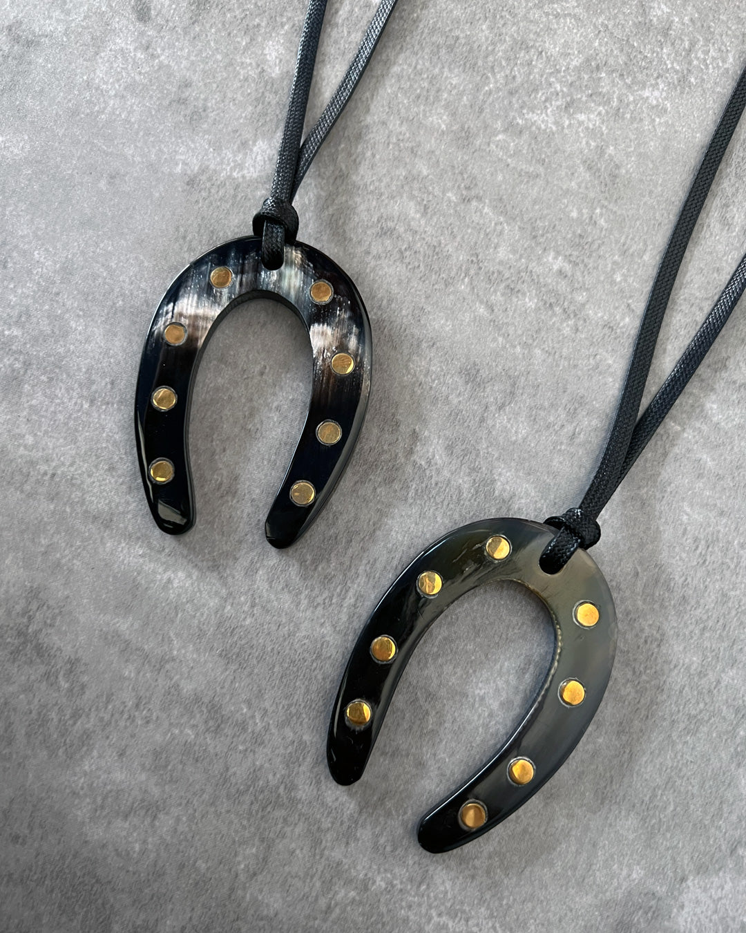 b3-01-502 馬蹄モチーフ水牛ネックレス【Big Land】【003】