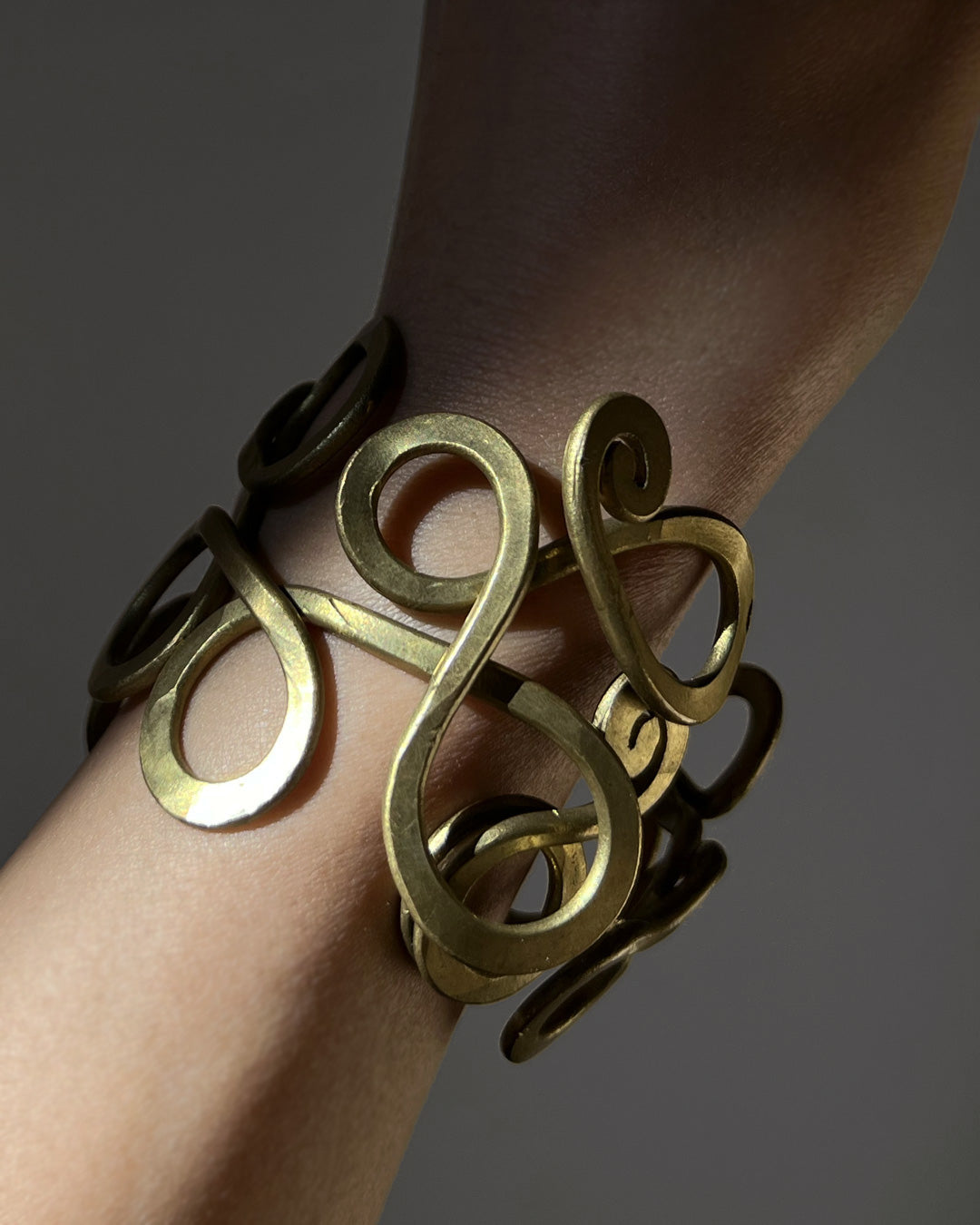 t11−01−506 アラベスクワイドバングル【たゆや】【011】