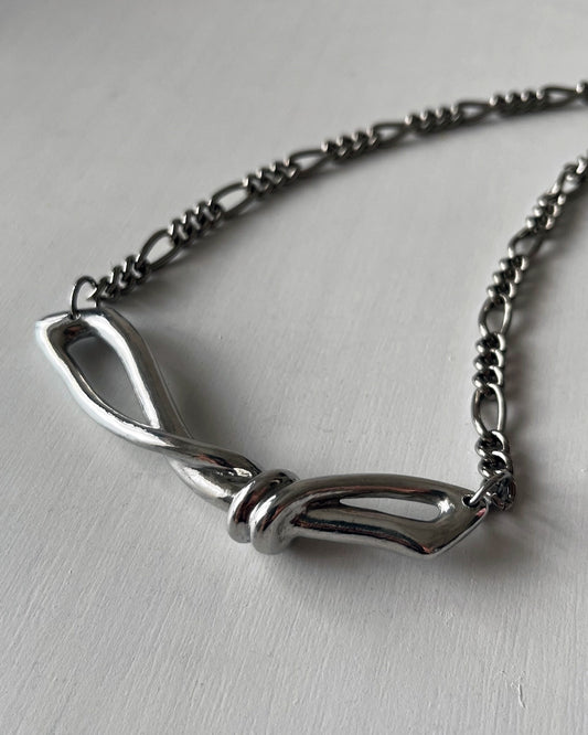 s13−02−503 ツイストリボンチョーカー【Sato Hatakeyama】【013】