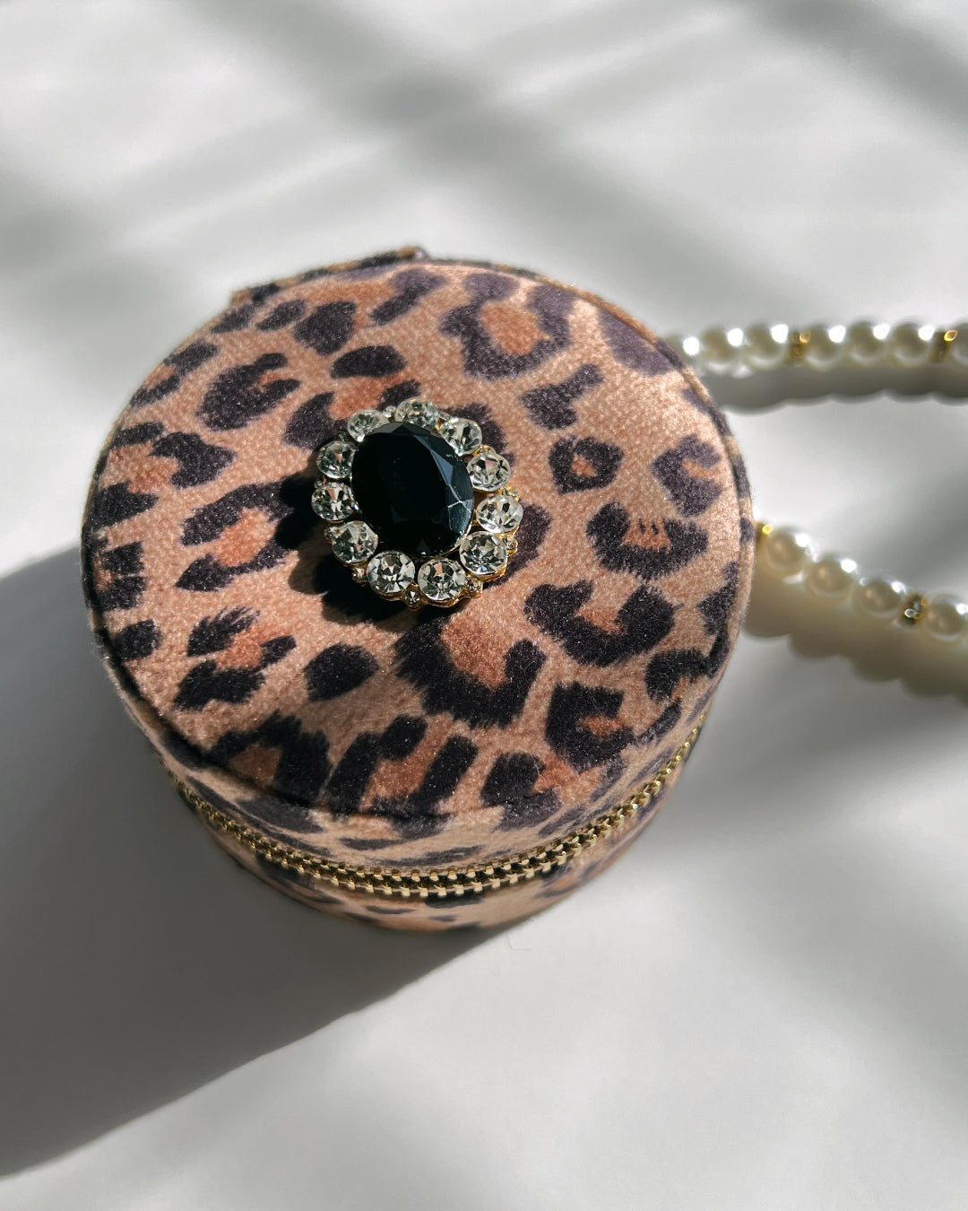 a1-13-511「「BKストーン×ビジュー」レオパード柄サークルジュエリーBOX【※宅配便発送のみ】【Atelier Chouette】【001】