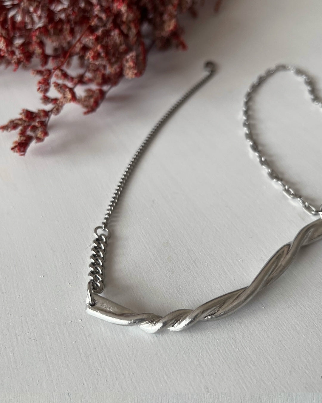 s13−01−503 ツイストバーチョーカー【Sato Hatakeyama】【013】