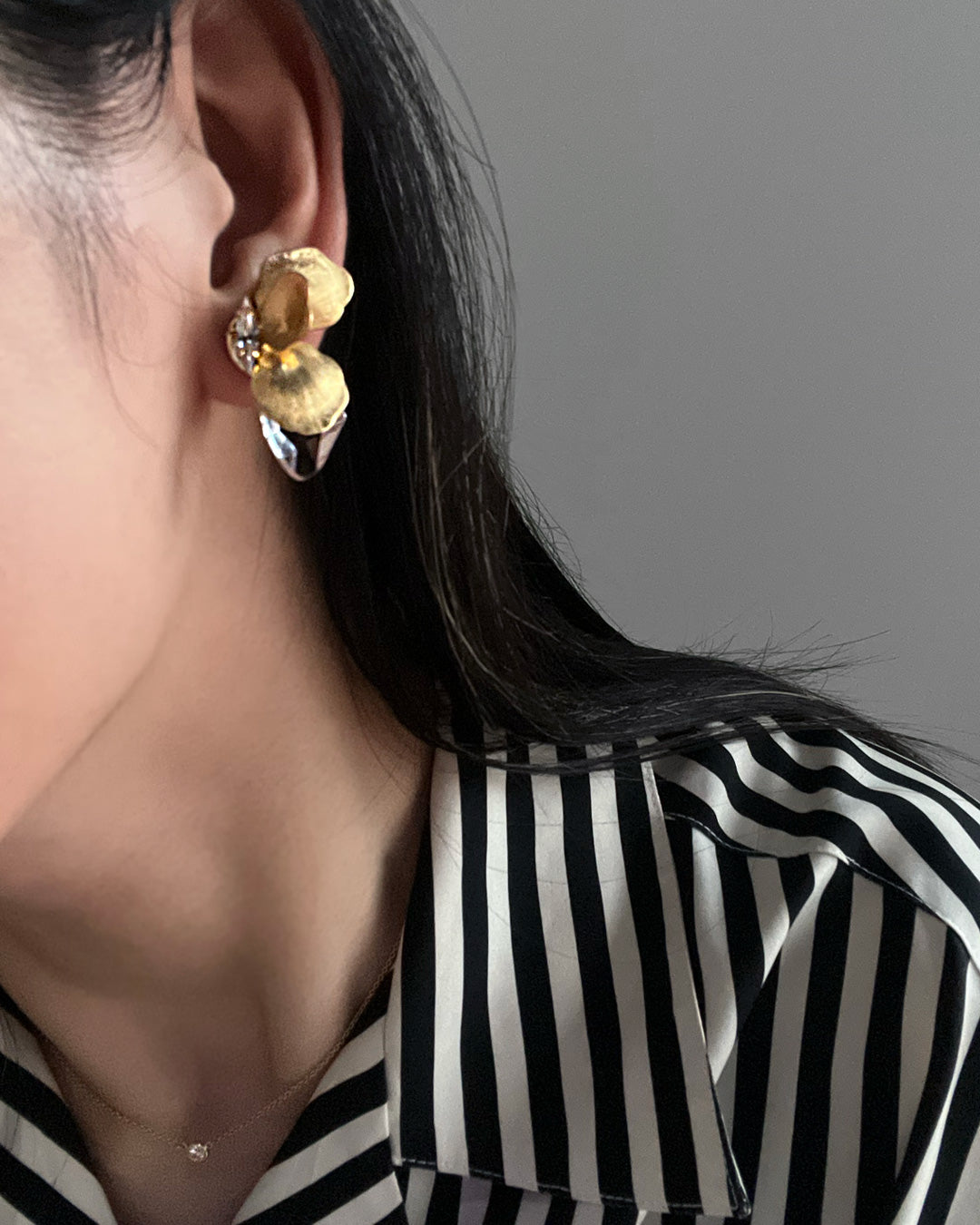 s17−17-504 Gisele(ジゼル)-glass type-ゴールドフラワーピアス＆イヤリング【Sarah】【017】