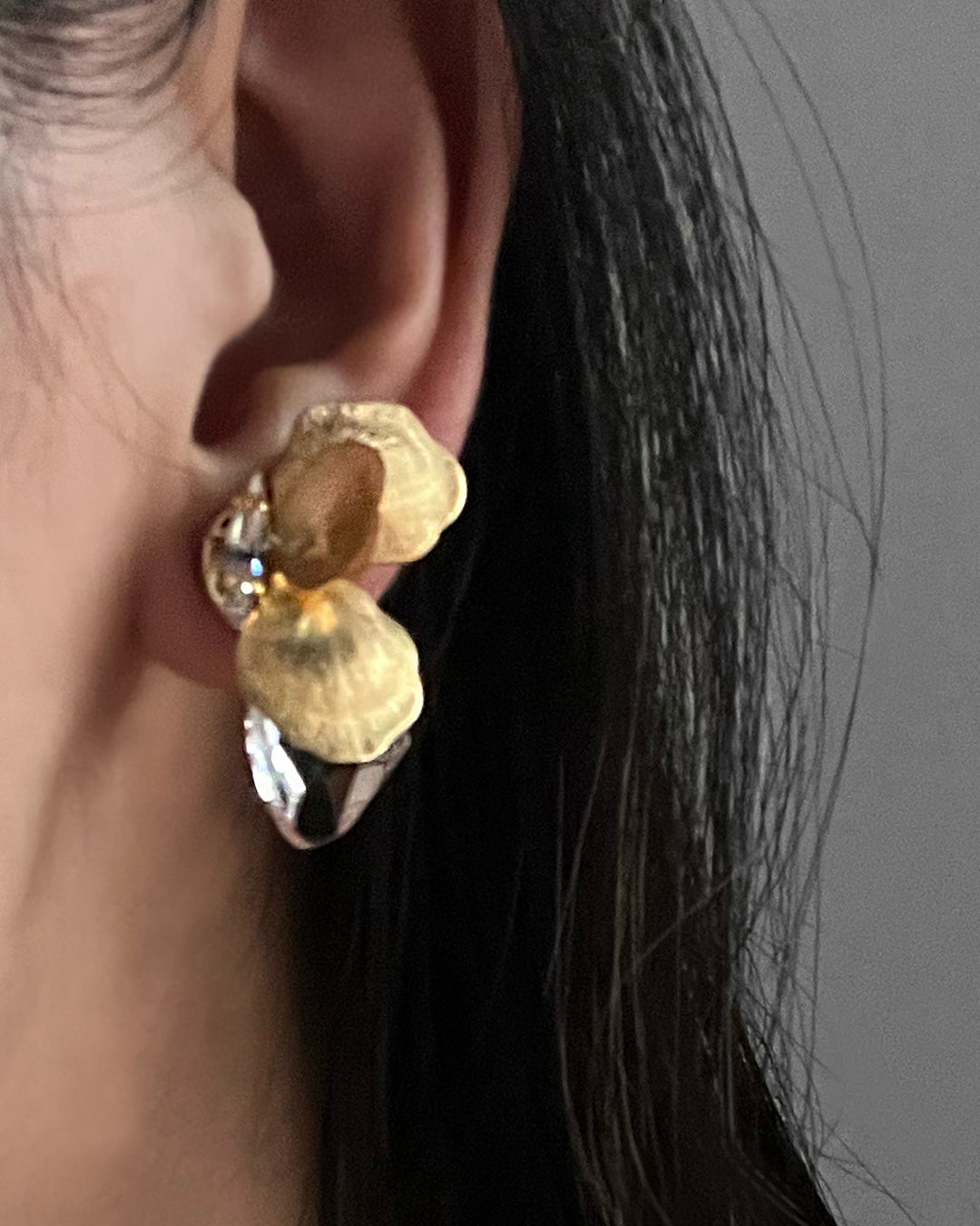 s17−17-504 Gisele(ジゼル)-glass type-ゴールドフラワーピアス＆イヤリング【Sarah】【017】