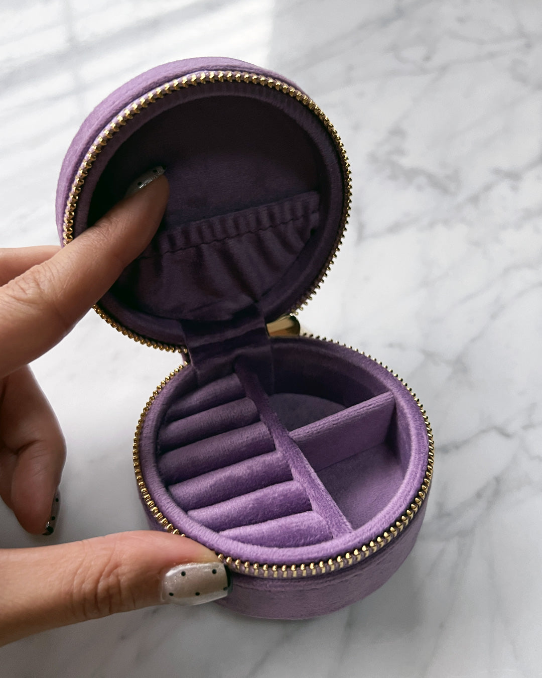 a1-06-502「Walking CATビジュー」サークルジュエリーBOX【※宅配便発送のみ】【Atelier Chouette】【001】