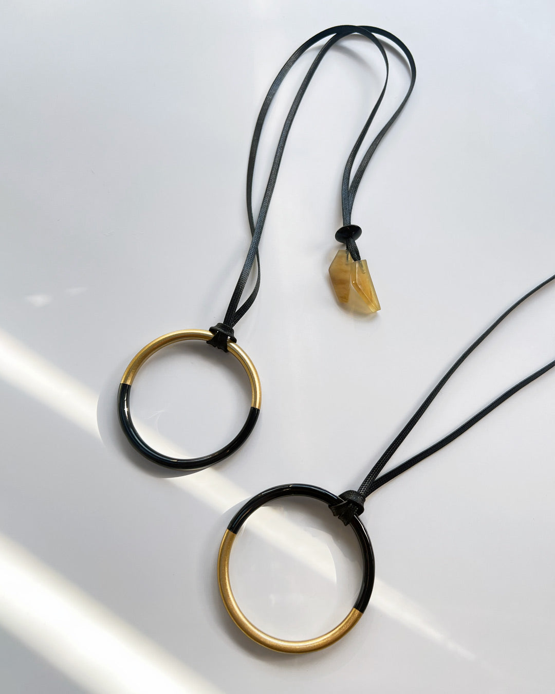 b3-02-502 サークル水牛ネックレス兼バングル【Big Land】【003】