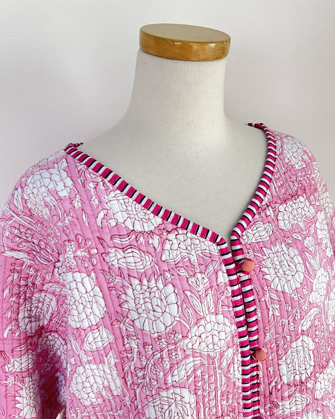 m16−01-505 リバーシブルノーカラージャケット／Pink【mokurendo】【016】